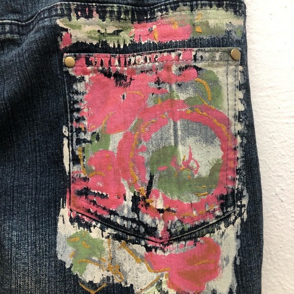 Cache Women's Dark Wash Novelty Denim Size 6 with Design on Waist and Pockets - Picture 15 of 16